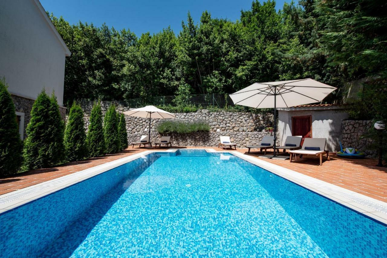 Harmonia Villa