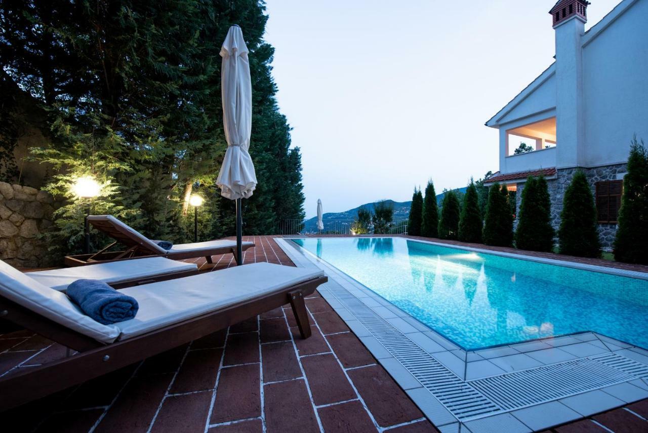Harmonia Villa